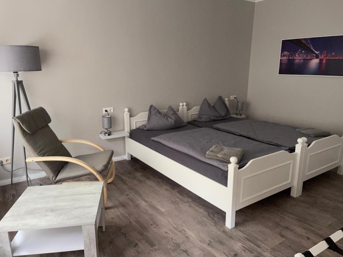Pension Am Schrotturm Bed & Breakfast Tangermünde المظهر الخارجي الصورة