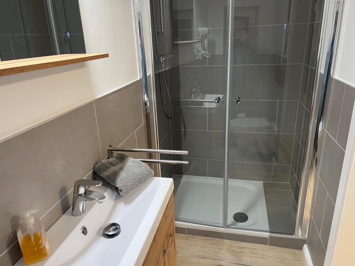 Pension Am Schrotturm Bed & Breakfast Tangermünde المظهر الخارجي الصورة